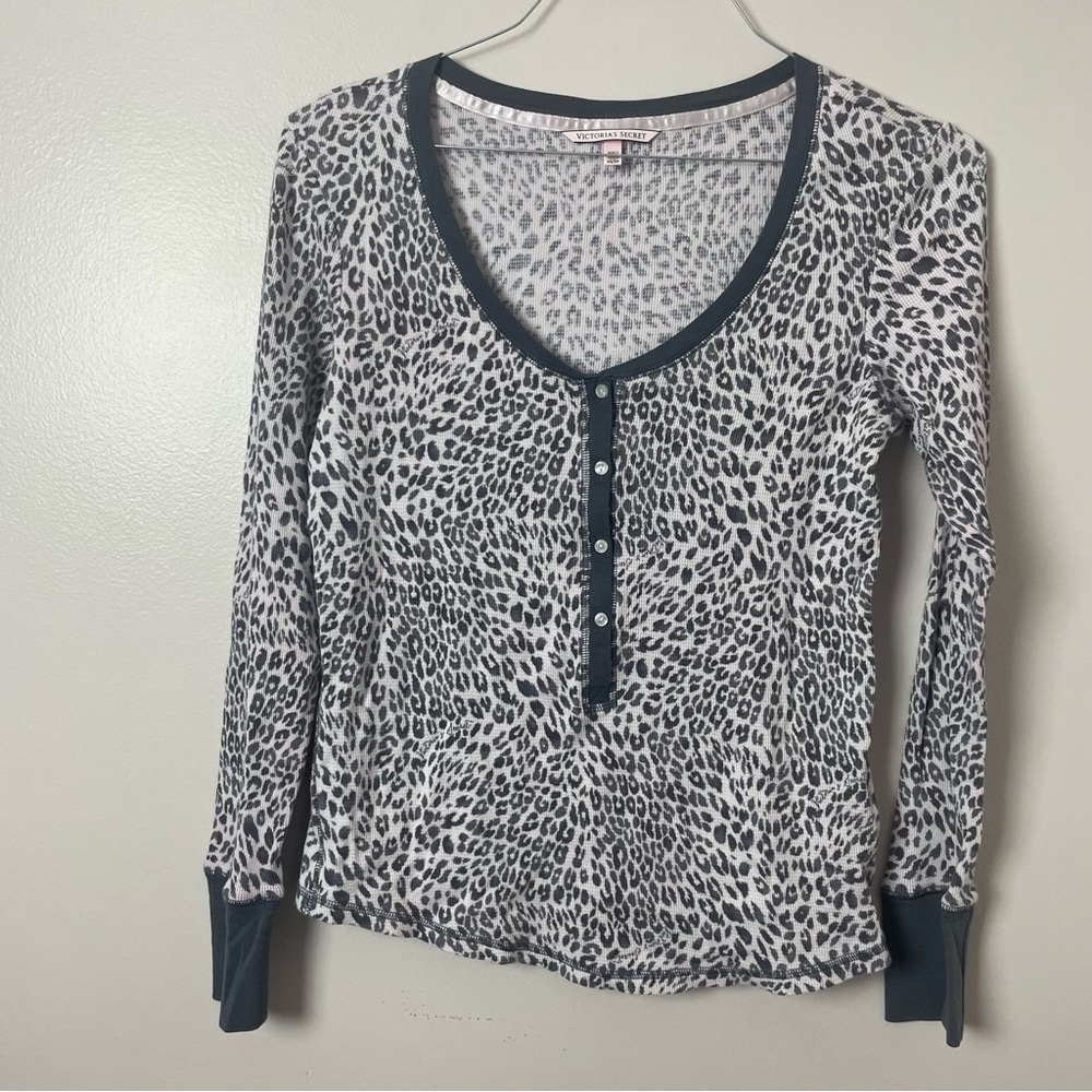 Victoria’s Secret Cheetah Print Thermal Shirt – Size Medium